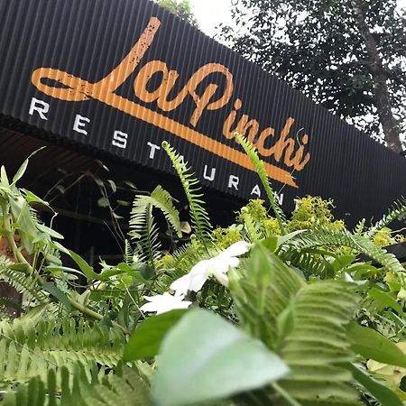 La Pinchi " Pinchi'S Bed " Hotel Гампола Екстериор снимка