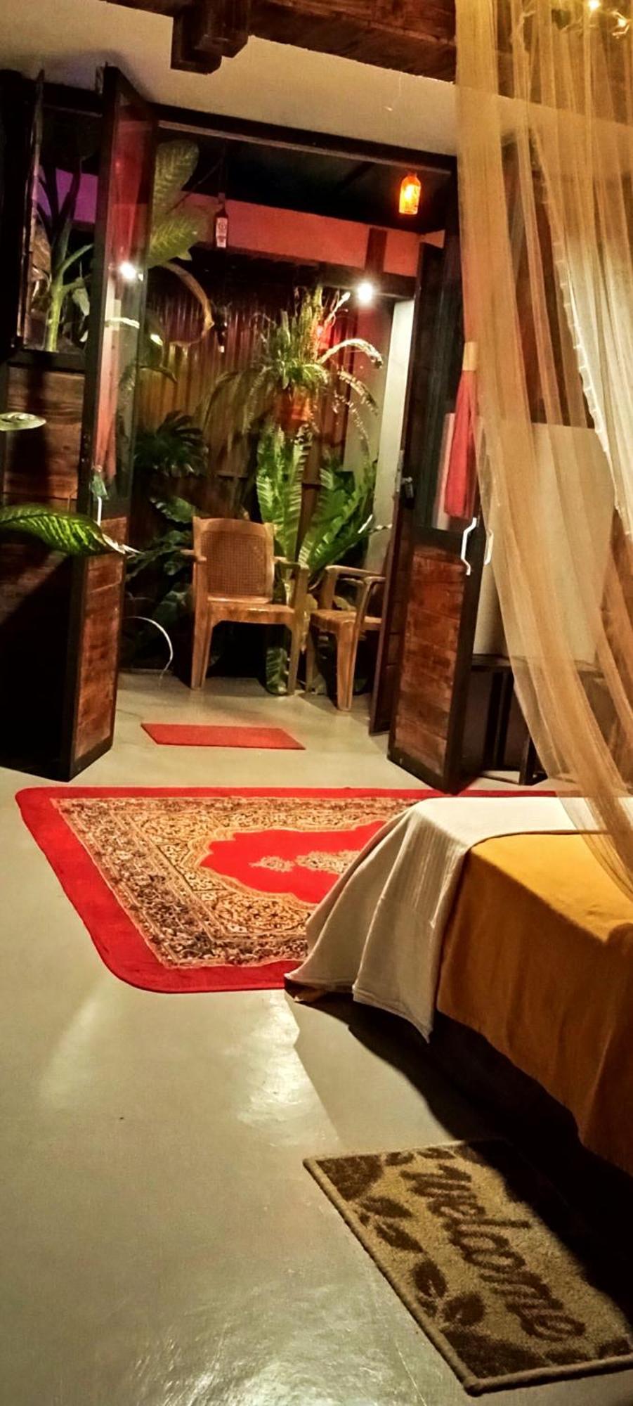 La Pinchi " Pinchi'S Bed " Hotel Гампола Екстериор снимка