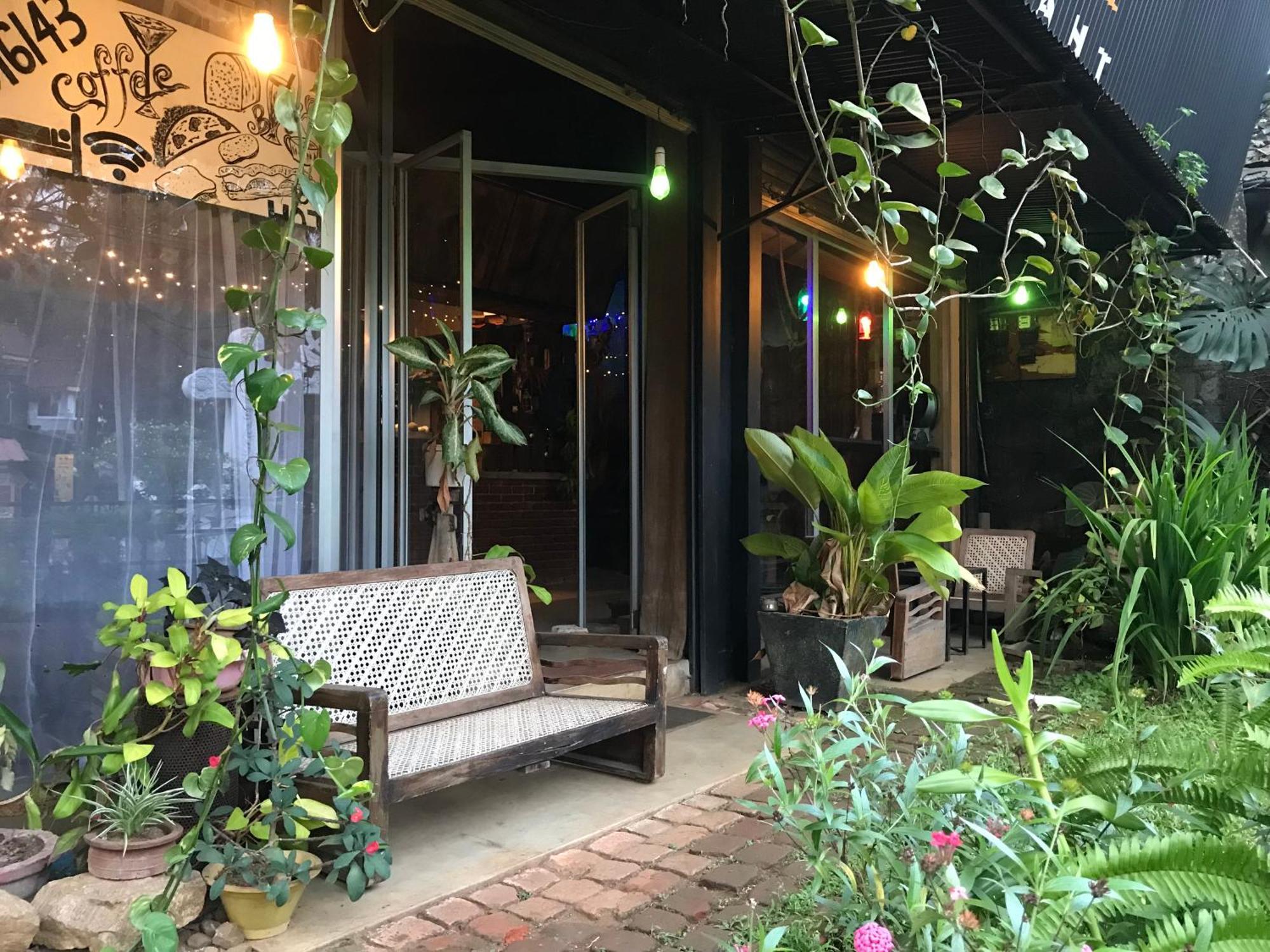 La Pinchi " Pinchi'S Bed " Hotel Гампола Екстериор снимка